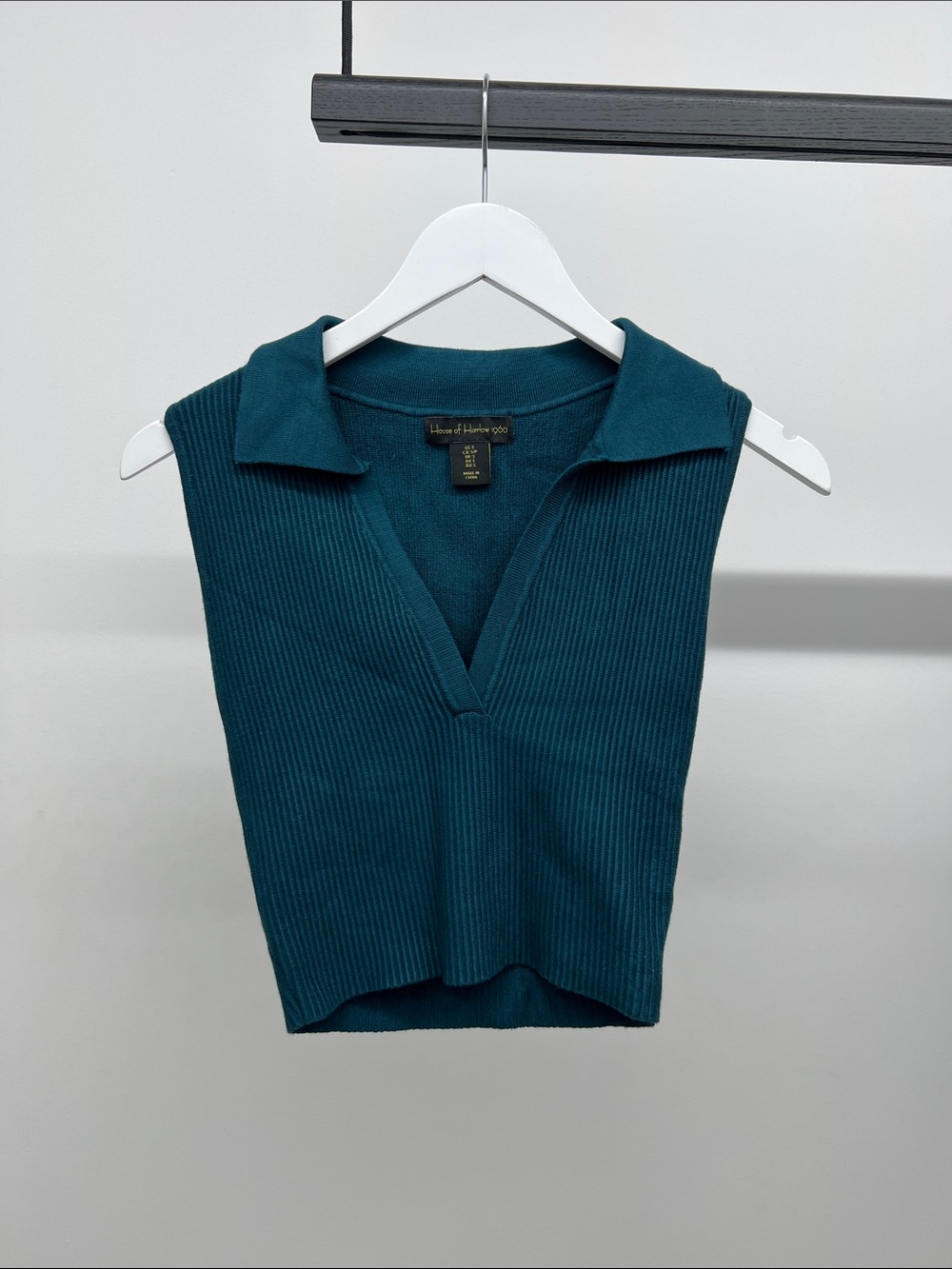 House of Harlow 1960 Teal Ribbed V-Neck Collared Tank